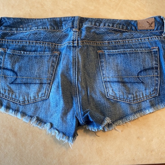 Shorts - Picture 2 of 4